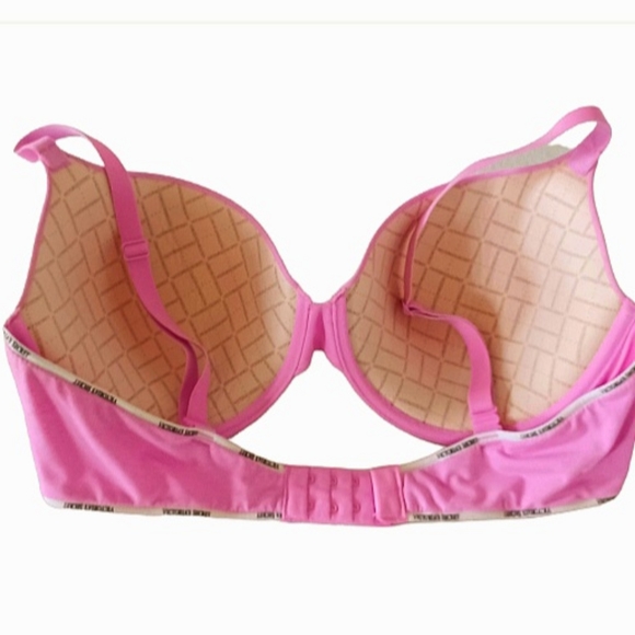 Victoria's Secret Uplift Semi Demi Bra, size 38D - Picture 6 of 11